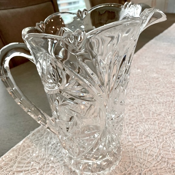 Edinburgh Lead Crystal Pitcher 48 oz. Hand-Cut - Picture 2 of 11